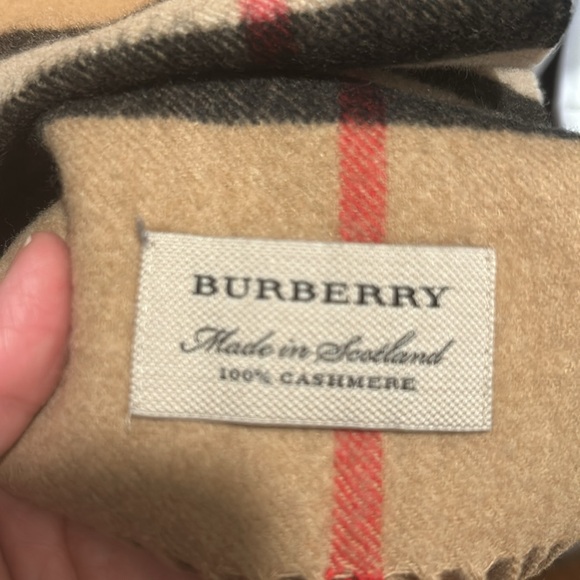 Authentic Burberry Scarf - Picture 5 of 7